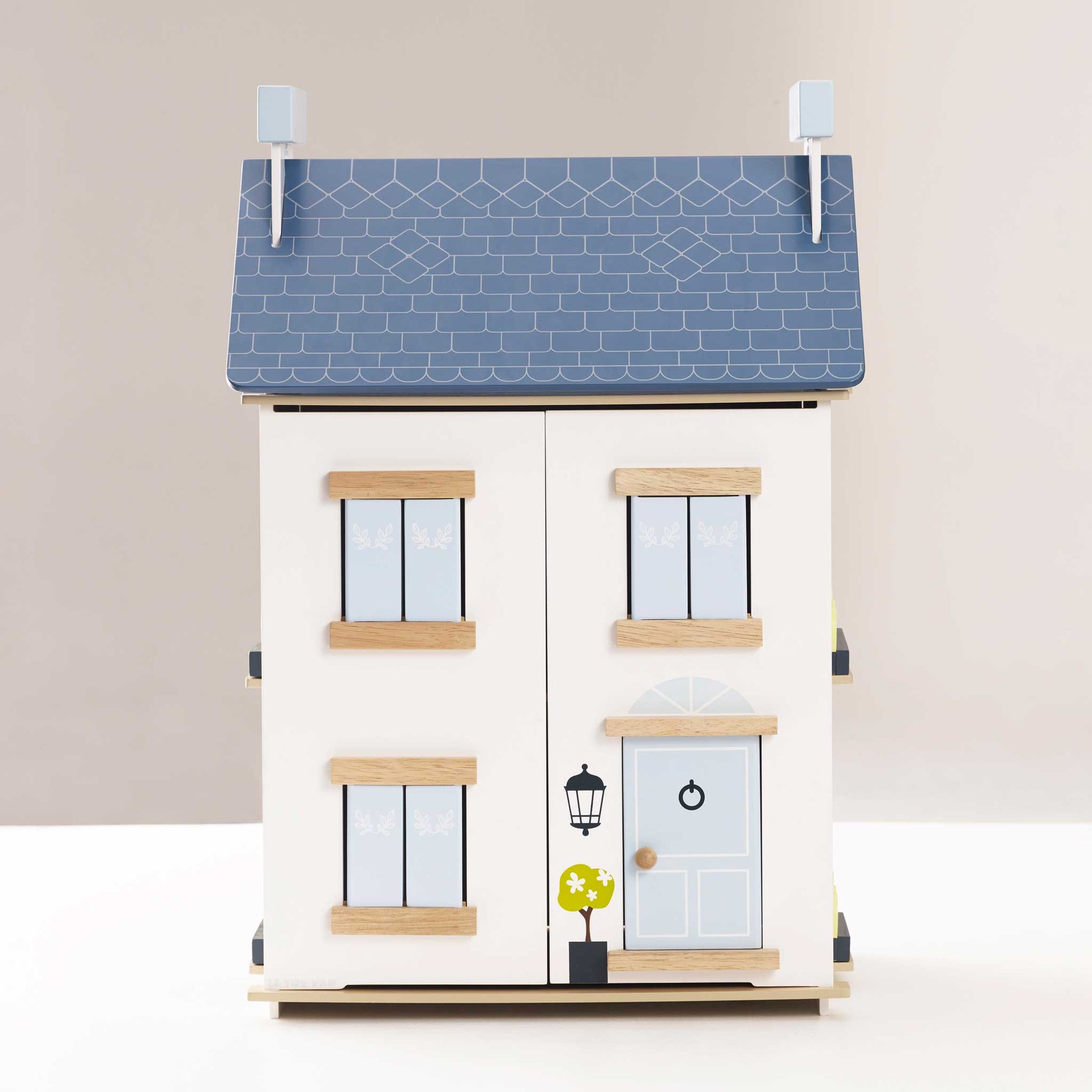 Sky Wooden Dolls House - KiDSiE