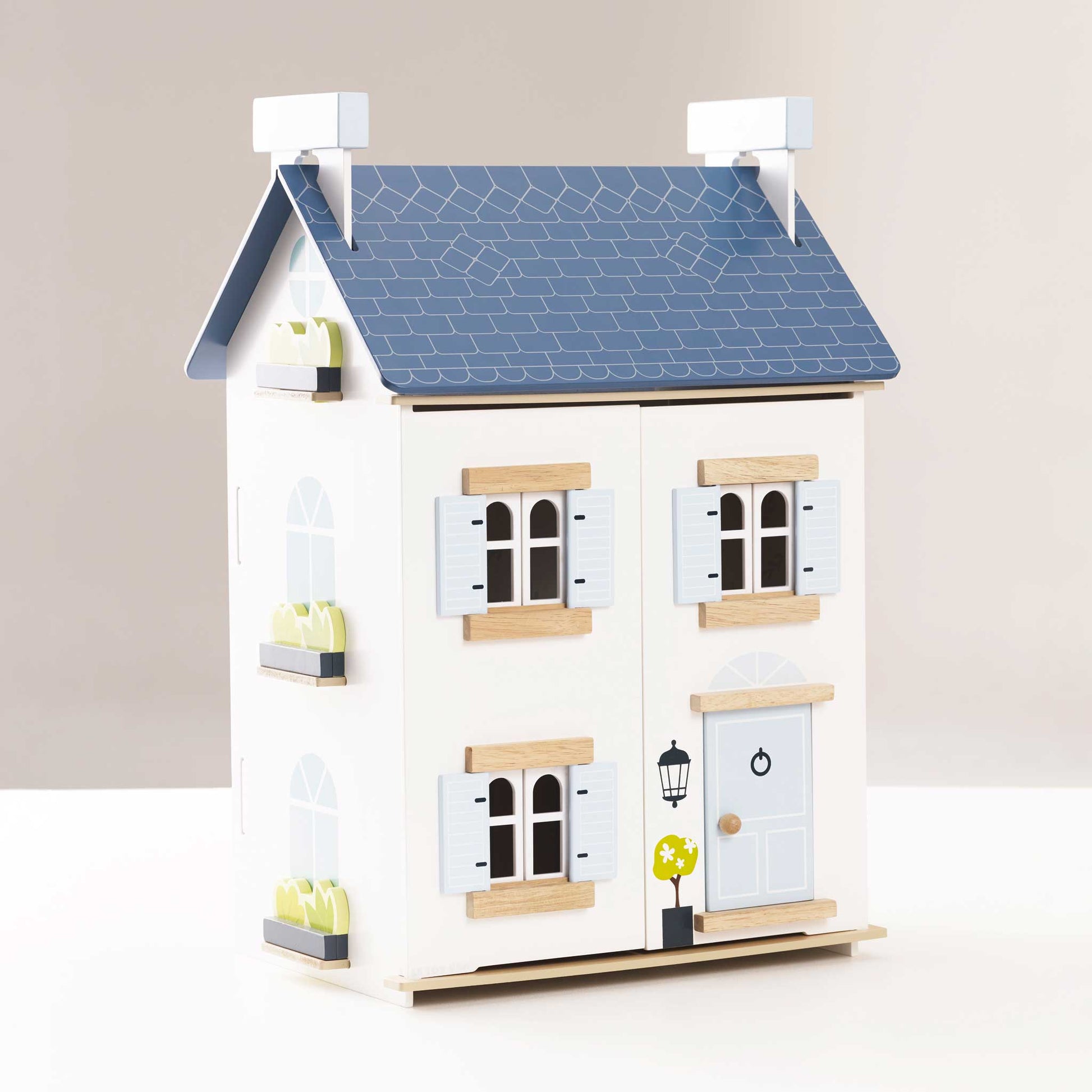 Sky Wooden Dolls House - KiDSiE