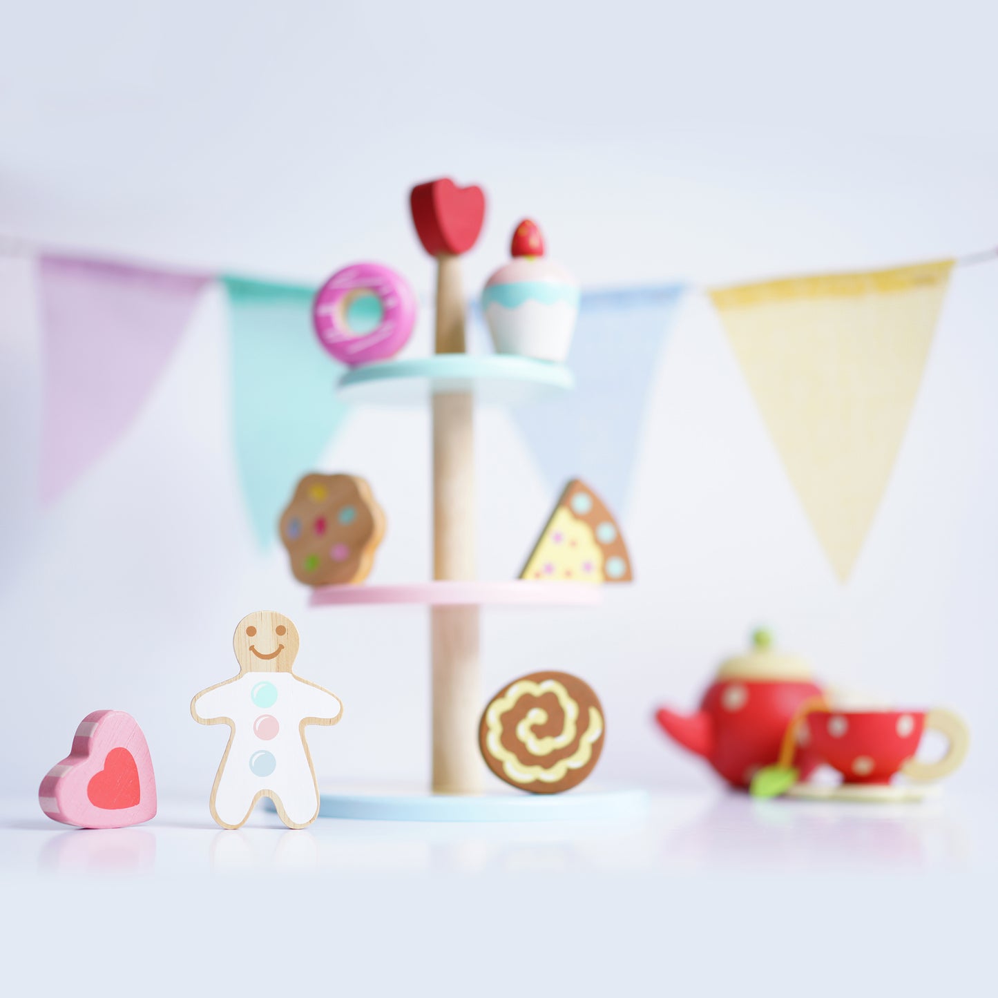 Three Tier Cake Stand - KiDSiE