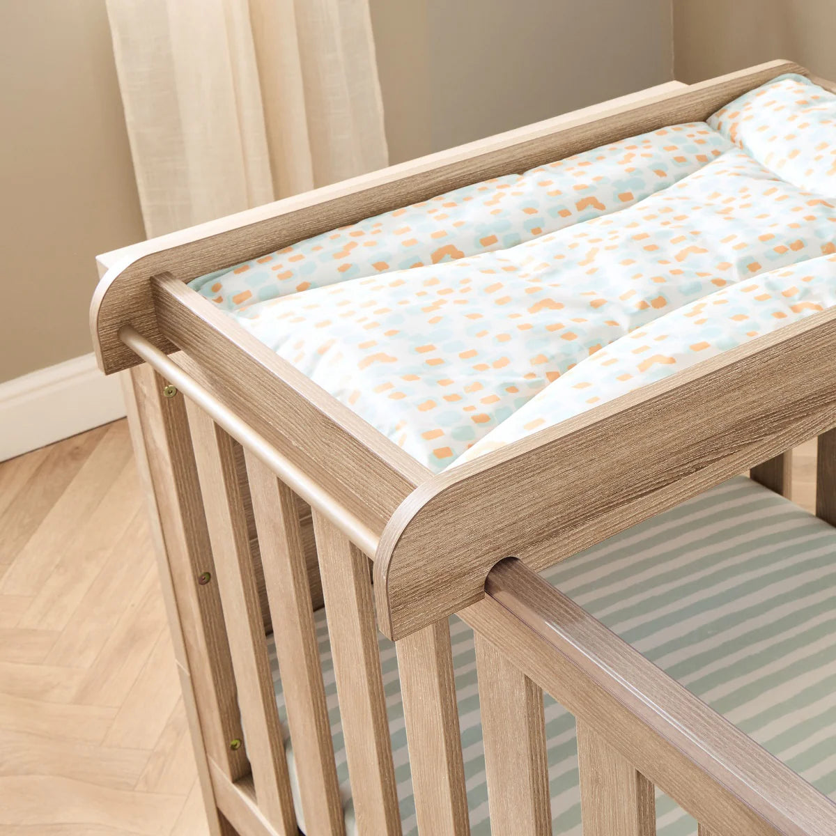Universal Cot Top Changer