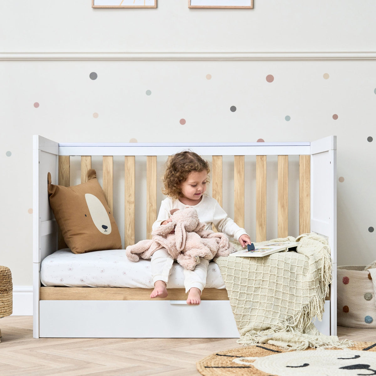 Riley Mini Cot Bed with Drawer - White & Maple Oak